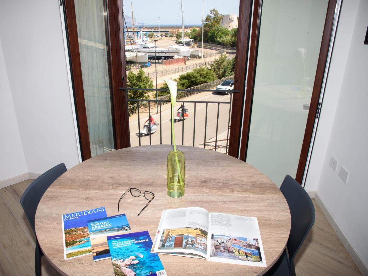 Ferienwohnung Loft Lungomare Àrbatax Exterior foto