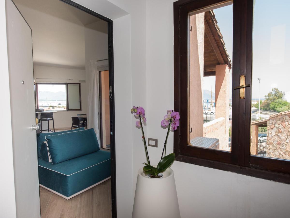Ferienwohnung Loft Lungomare Àrbatax Exterior foto
